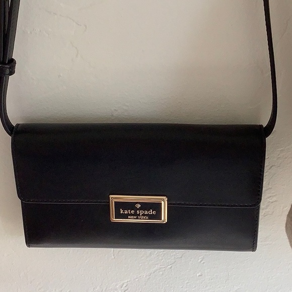 Kate Spade Black Structured Crossbody Bag - Picture 1 of 4